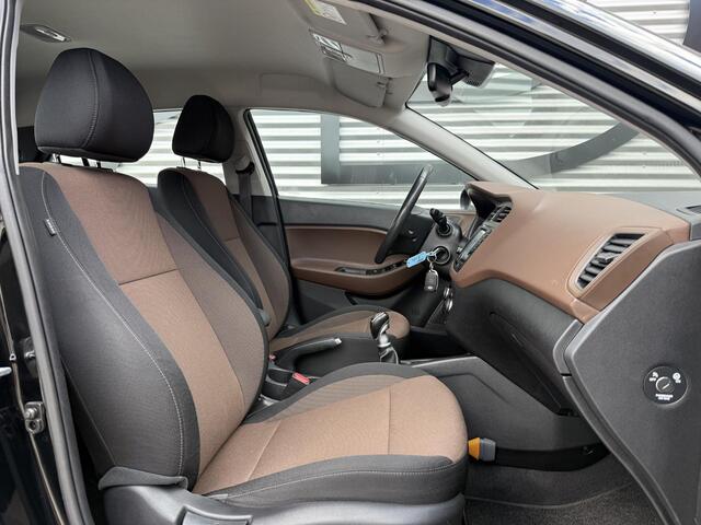 Hyundai I 20 1.0 T-GDI Comfort 2e Eigenaar|Camera|Cruise|Trekhaak|PDC|Navi|Clima|Elek ramen|N.A.P|APK tot 07-2027