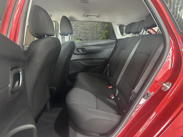 Hyundai I 20 1.0 T-GDI Comfort Smart | Achteruitrijcamera | Carplay | Sfeerverlichting | Navigatie | Cruise Control | Airco | LMV 16 | DAB |