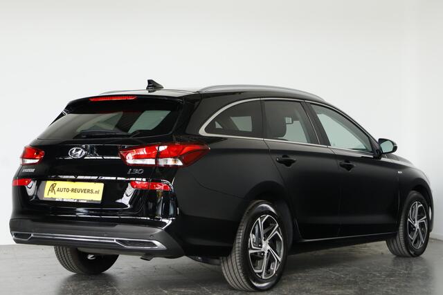 Hyundai I 30 Wagon 1.5 T-GDi MHEV Premium / LED / CarPlay / Camera / Cruisecontrol