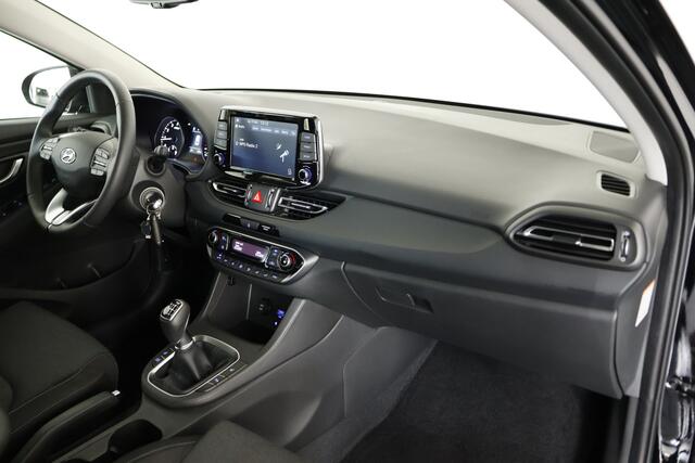 Hyundai I 30 Wagon 1.5 T-GDi MHEV Premium / LED / CarPlay / Camera / Cruisecontrol