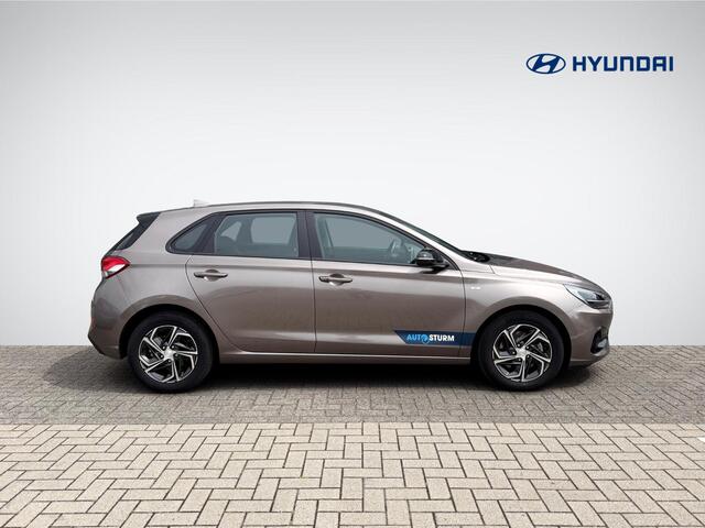 Hyundai I 30 1.0 T-GDi MHEV Comfort Smart | Navigatie Full-Map | Camera | Apple Carplay/Android Auto | LED Koplampen | Keyless Entry | DAB | Rijklaarprijs!