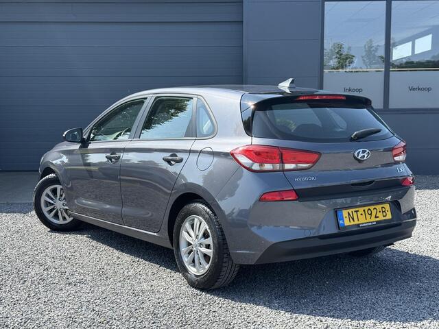 Hyundai I 30 1.0 T-GDI Comfort 2e Eigenaar,Camera,Navi,Dealer Onderhouden,120pk,Clima,Cruise,Pdc,Lm Velgen,Nieuwe Apk bij Aflevering