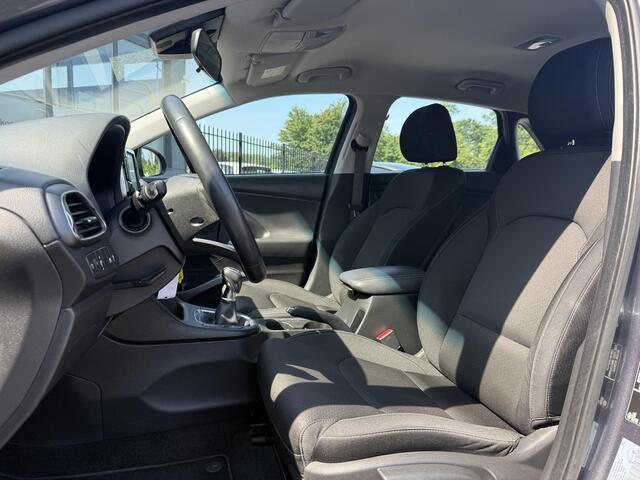 Hyundai I 30 1.0 T-GDI Comfort 2e Eigenaar,Camera,Navi,Dealer Onderhouden,120pk,Clima,Cruise,Pdc,Lm Velgen,Nieuwe Apk bij Aflevering