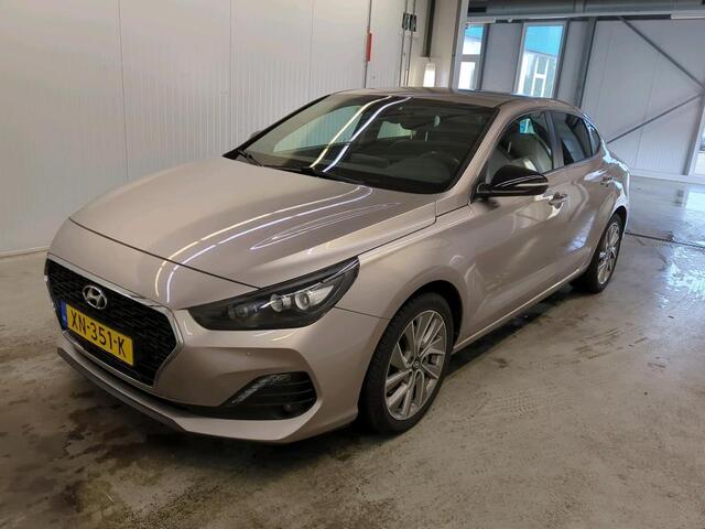 Hyundai I 30 Fastback 1.0 T-GDI Premium, 1e Eig! Camera! Carplay! Zondag OPEN!