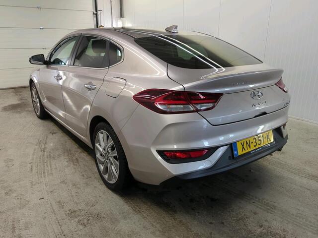 Hyundai I 30 Fastback 1.0 T-GDI Premium, 1e Eig! Camera! Carplay! Zondag OPEN!