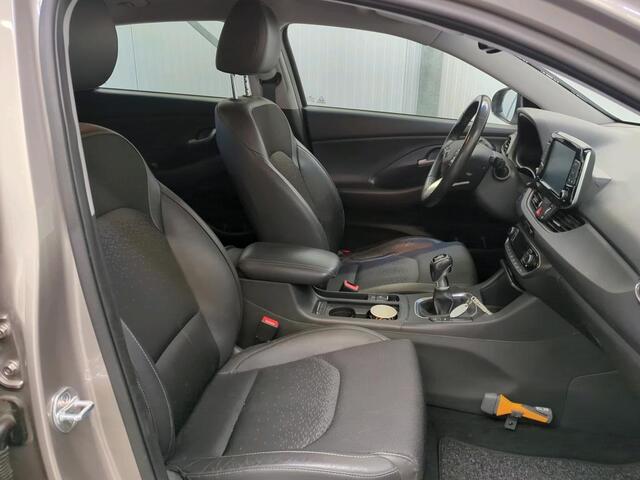 Hyundai I 30 Fastback 1.0 T-GDI Premium, 1e Eig! Camera! Carplay! Zondag OPEN!
