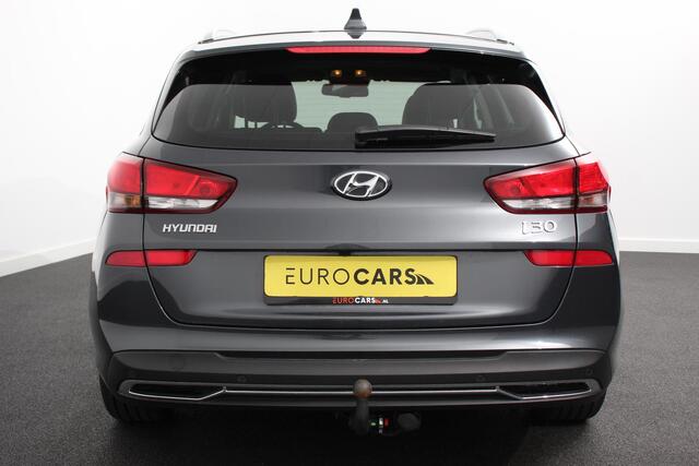 Hyundai I 30 Wagon 1.0 T-GDi 120 Pk Essential Navigatie Apple Carplay/Android Auto Climate Control Camera Afneembare Trekhaak Lane Assist Privacy Glass Keyless Go