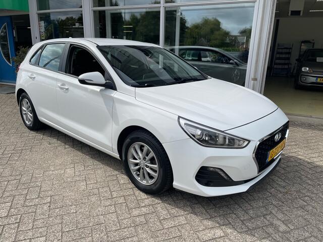 Hyundai I 30 1.0 T-GDI Comfort 120pk, Nav, Carpla, Camera