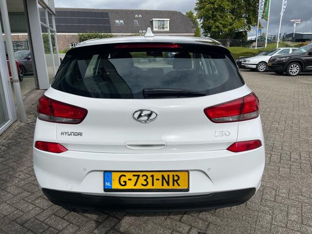 Hyundai I 30 1.0 T-GDI Comfort 120pk, Nav, Carpla, Camera