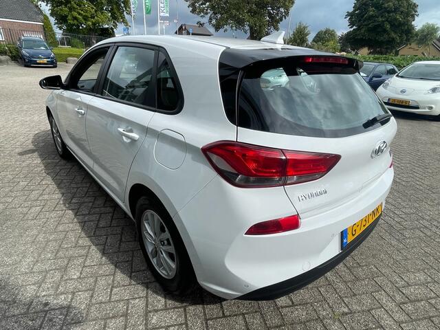 Hyundai I 30 1.0 T-GDI Comfort 120pk, Nav, Carpla, Camera