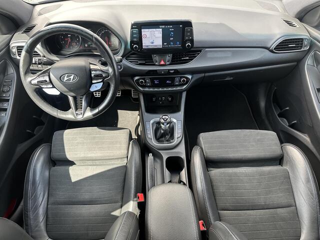 Hyundai I 30 2.0 T-GDI N2 Performance Navigatie / Cruise control / Camera / Apple carplay & Android auto / Parkeersensoren
