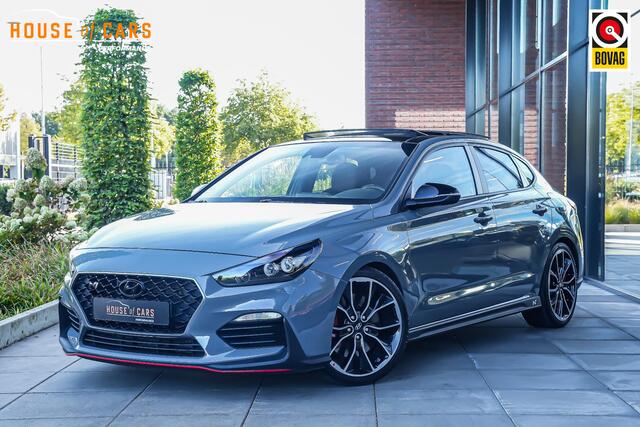 Hyundai I 30 N2 Performance Fastback 2.0 275pk T-GDI |panoramadak|memory|alacantara\leder|Apple Carplay|winterpack|parkeercamera|elek. stoelen|19" lichtmetalen velgen|