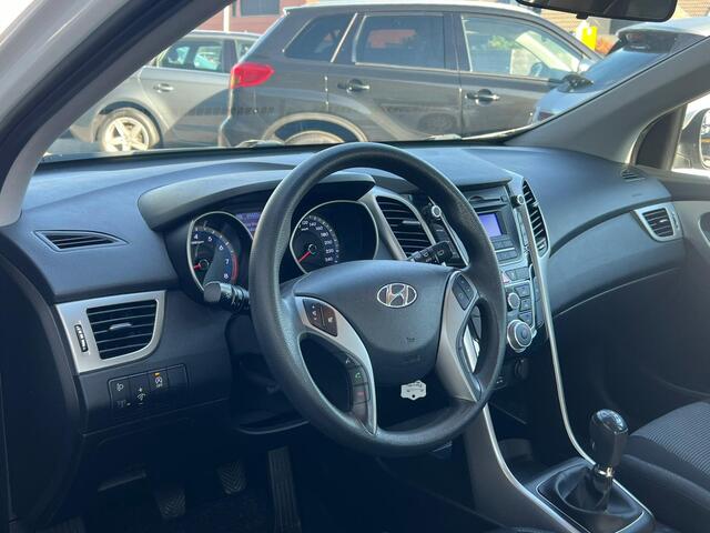 Hyundai I 30 1.6 GDI i-Drive Cool Plus NL AUTO | APK T/M 8-26 | AIRCO |
