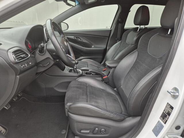 Hyundai I 30 2.0 T-GDI N2 Performance Handgeschakeld / Stuur-, Stoelverwarming / Volledig Hyundai Dealer Onderhouden / Apple Carplay Android Auto / Achteruitrijcamera / Cruise control / Keyless Entry/Start /