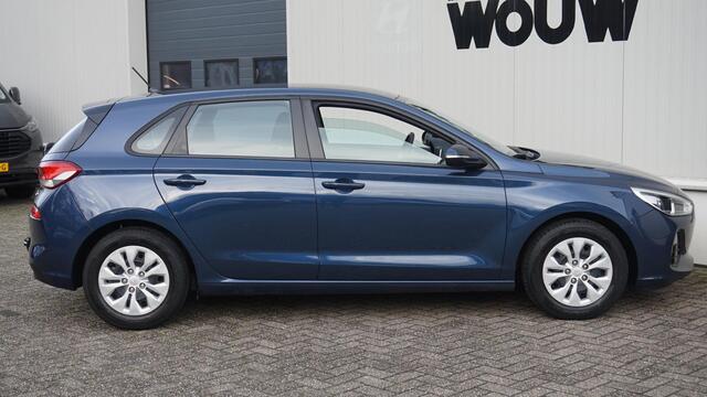 Hyundai I 30 1.0 T-GDI i-Motion Trekhaak | Airconditioning Trekhaak | Airconditioning