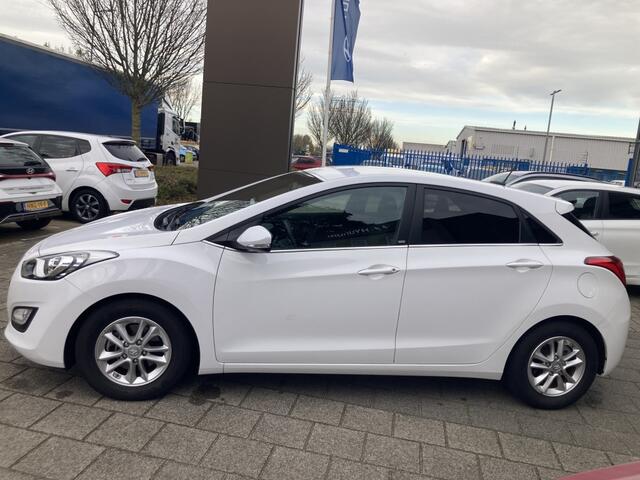 Hyundai I 30 1.6 GDi GO!*RIJKLAARPRIJS*