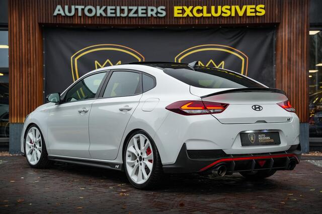 Hyundai I 30 Fastback 2.0 T-GDI N1 Panodak Pops And Bangs Navigatie Camera Stoelverw. Alcantara Keyless Stoel Stuurverw.