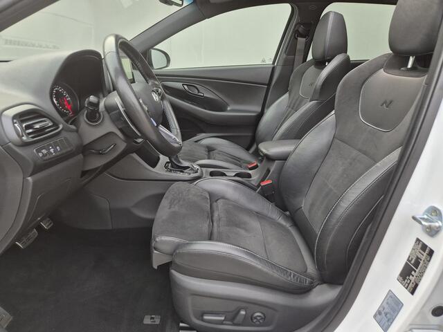 Hyundai I 30 2.0 N2 280pk Automaat / Fabrieksgarantie tot 02-2027 / Dealeronderhouden / Schuif-Kanteldak / Trekhaak afneembaar / Stuur en Stoelverwarming / Trekgewicht 1600 Kg / Apple Carplay Android Auto /