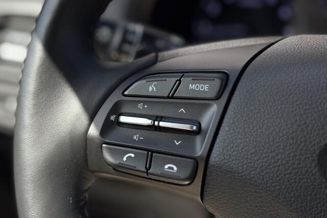 Hyundai I 30 Wagon 1.5 T-GDi MHEV Premium - Lane Assist - Stoel/Stuur verwarmd - Carplay - Android - Navi - DAB - Grootlicht ASS - LED Koplampen - Rijklaar