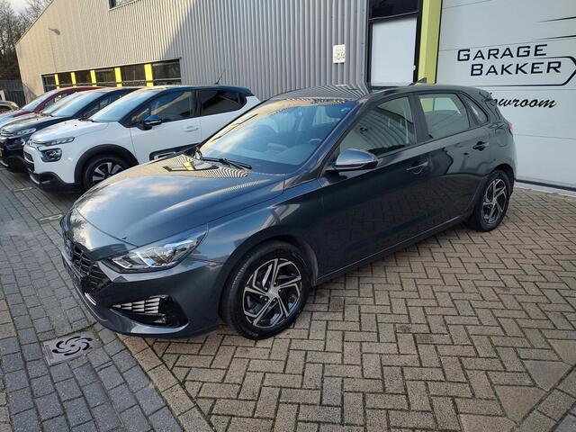 Hyundai I 30 1.0 T-GDi MHEV Comfort Camera Navi-Carplay Led Stoel-Stuurverw.