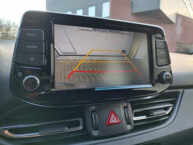 Hyundai I 30 1.0 T-GDi MHEV Comfort Camera Navi-Carplay Led Stoel-Stuurverw.