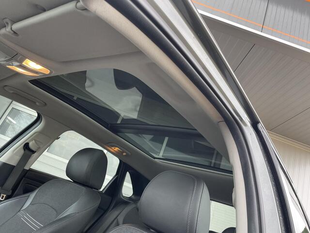 Hyundai I 30 1.5 T-GDi MHEV Premium Sky Panoramadak,