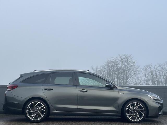 Hyundai I 30 Wagon 1.5 T-GDi 160PK Automaat MHEV N Line Sky | Schuifkanteldak | N-Line Pack | 1ste Eigenaar | 18'' 2-Tone LMV |