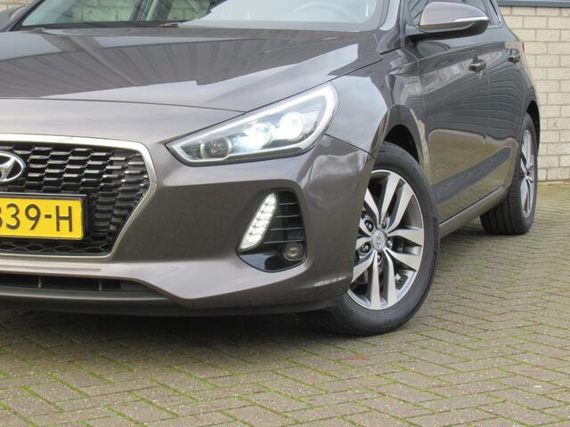 Hyundai I 30 1.0 T-GDI First Edition 2e eigen | dealer onderh | tr.haak | LED kopl | navi | camera | cruise