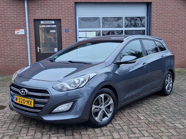 Hyundai I 30 Wagon 1.4 i-Drive Navigatie Climate Cruise Trekhaak Camera Privacyglas