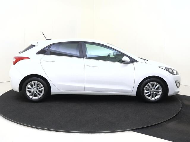 Hyundai I 30 1.6 GDi GO! 2016