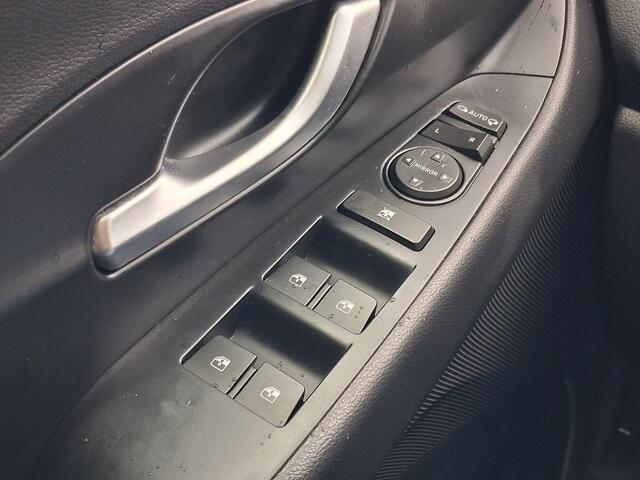 Hyundai I 30 Wagon 1.0 T-GDi MHEV Comfort | Nieuw Binnen! | Clima | Stoel/Stuur Verwarming | Camera