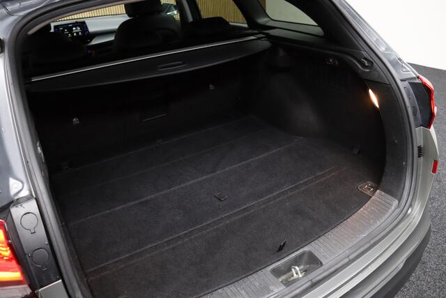 Hyundai I 30 Wagon 1.0 T-GDI Premium | Cruise-control | Afneembare Trekhaak | Google Maps Navigatie | Apple Carplay & Android Auto | Camera | Clima | Stoel & Stuurverwarming | Keyless | All-season Banden | Dodehoekdetectie