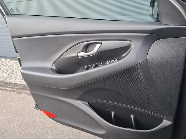 Hyundai I 30 Wagon 1.4 T-GDI Comfort | Navi | Cruise | CarPlay | Camera