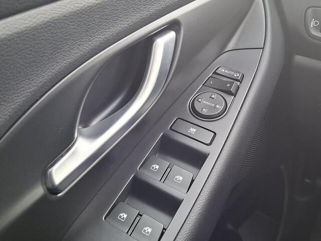 Hyundai I 30 Wagon 1.4 T-GDI Comfort | Navi | Cruise | CarPlay | Camera