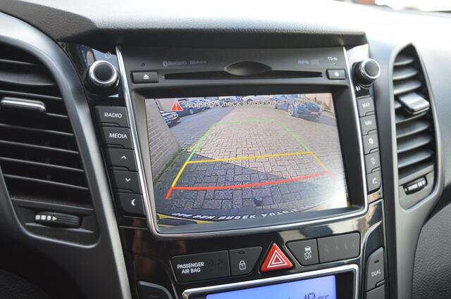 Hyundai I 30 1.6 GDi Comfort | AUT - CAMERA - TRK.HAAK