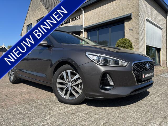 Hyundai I 30 5DRS 1.4 T-GDI 140pk Premium Carplay / Camera / All-Seasons