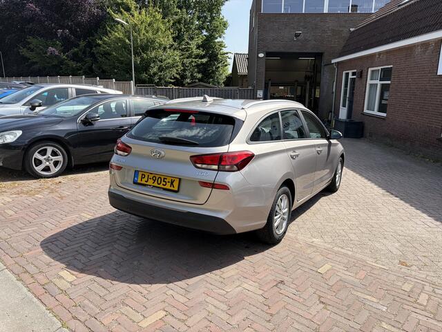 Hyundai I 30 Wagon 1.4 T-GDI Comfort CAMERA CARPLAY CLIMA NAVI