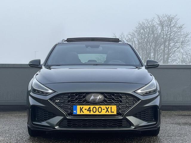 Hyundai I 30 Wagon N Line Sky 1.5 T-GDi MHEV 160pk | SCHUIF/KANTELDAK | N-LINE PACK | 1e EIGENAAR! | 18'' 2-TONE LM-VELGEN |