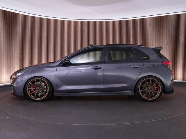 Hyundai I 30 N2 Performance 2.0 275pk T-GDI |panoramadak|Maxton|19" Tomason|H&R verlagingsveren|Apple Carplay|memory|launch control|stuur & stoelverwarming|camera|