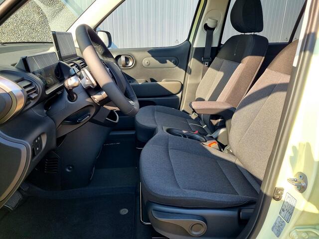 Hyundai INSTER Evolve 49 kWh + Winter & Tech Pack / ¤2000,- Voordeel Op Nieuwprijs / Rijklaarprijs / Direct Leverbaar / Navigatie / LMV / 3-Fase Laden / Warmtepomp /