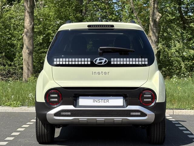 Hyundai INSTER Evolve Sky 49 kWh |¤4015 KORTING| WINTERPACK | TECHPACK | 360 CAMERA|STOELVERWARMING|SENSOREN VOOR & ACHTER| SCHUIF/-KANTEL DAK|