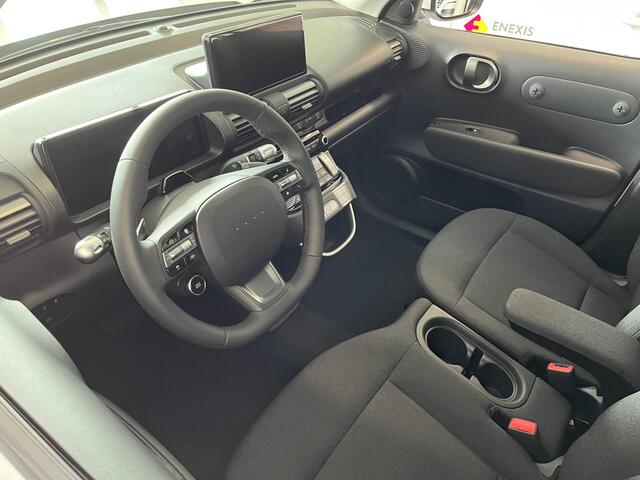 Hyundai INSTER Evolve 49 kWh | 3.500,- korting | Uit voorraad leverbaar | Winter Pack |