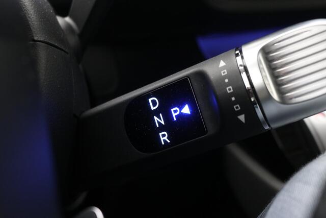 Hyundai INSTER Evolve 49 kWh Winter & Tech Pack / Warmtepomp / LMV / Navigatie / Stoel & Stuurwielverwarming voor / Blindspot Camera / 360 Camera / Adaptieve Cruise / Full Option / NL Auto /