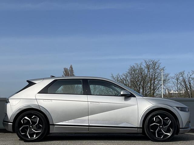 Hyundai IONIQ 5 Style++ 58 kWh | Trekhaak afneembaar | Warmtepomp | Camera & Pdc | Elektrische achterklep | Navigatie grote scherm | Lage kmstand |