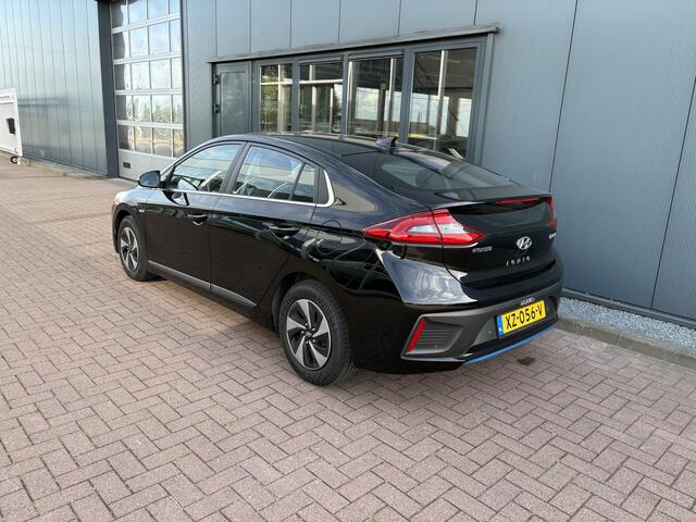 Hyundai IONIQ 1.6 GDi Hybrid Comfort KEYLESS/CAMERA/CARPLAY/ADAPT.CRUISE/NAVI/PDC