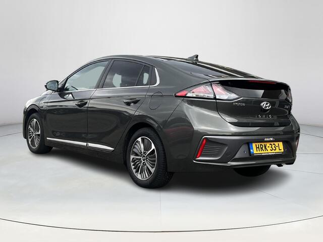 Hyundai IONIQ 1.6 GDi PHEV Premium | Stoelgeheugen | Stoelkoeling en verwarming | Stoelverwarming achter | Stuurverwarming | Adaptieve Cruise Control | Full LED koplampen | Climate control | Lederen bekleding | Navigatiesysteem|