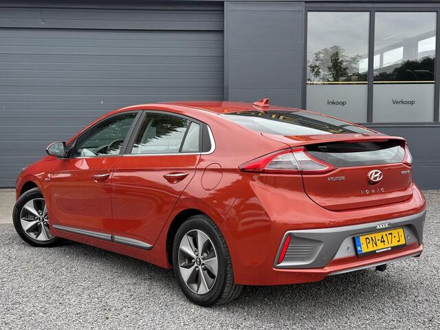 Hyundai IONIQ Premium EV Navi,Leder,Dodehoek,Schuifdak,Camera,Clima,Cruise,Stoelverwarming V+A,Stuurverwarming,Pdc V+A,Nieuwe Apk bij Aflevering