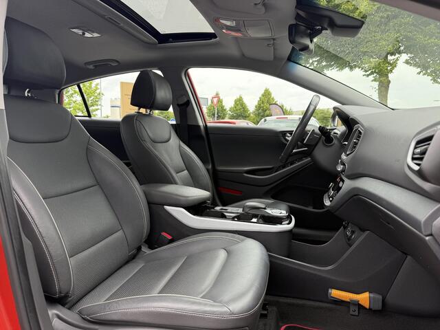 Hyundai IONIQ Premium EV Navi,Leder,Dodehoek,Schuifdak,Camera,Clima,Cruise,Stoelverwarming V+A,Stuurverwarming,Pdc V+A,Nieuwe Apk bij Aflevering