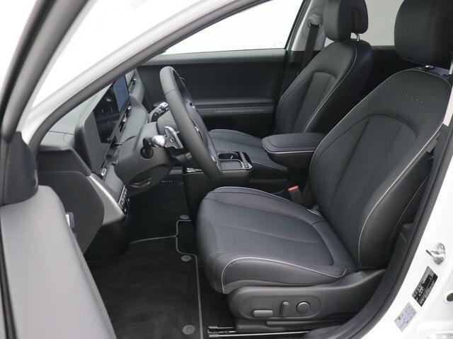 Hyundai IONIQ 5 Connect+ 84 kWh / Mat Wit / Navigatie + Apple Carplay/Android Auto / Stoel- + Stuurverwarming / Climate Control / Warmtepomp /