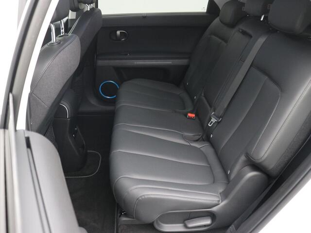Hyundai IONIQ 5 Connect+ 84 kWh / Mat Wit / Navigatie + Apple Carplay/Android Auto / Stoel- + Stuurverwarming / Climate Control / Warmtepomp /